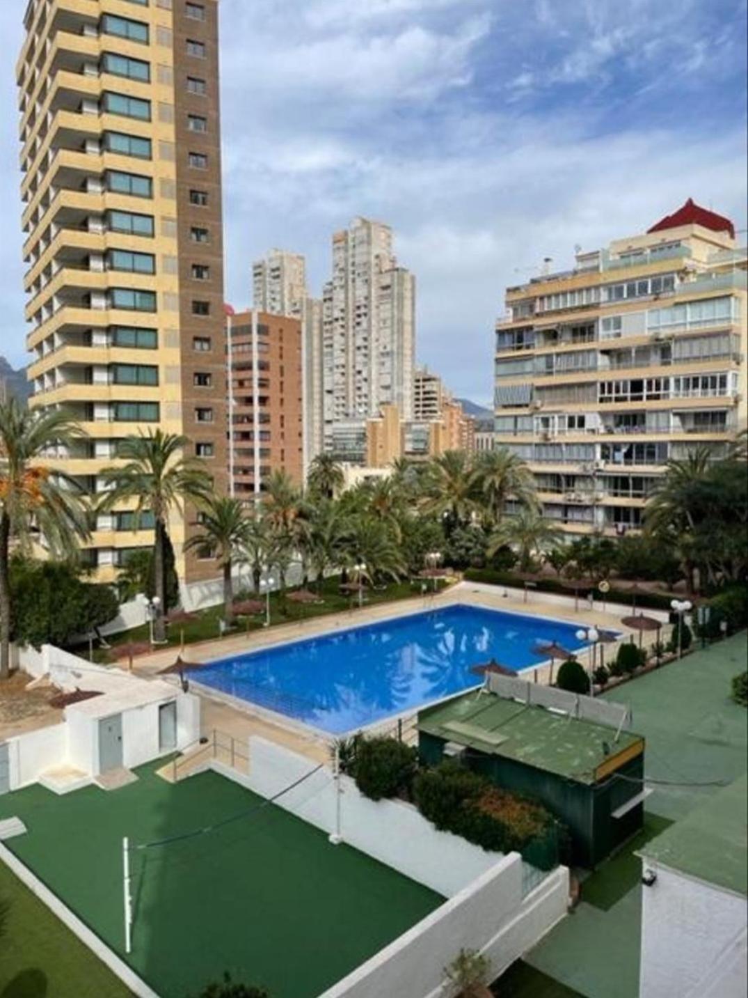 Appartement Happy Loix Wifi Aa Garage Pool à Benidorm Extérieur photo