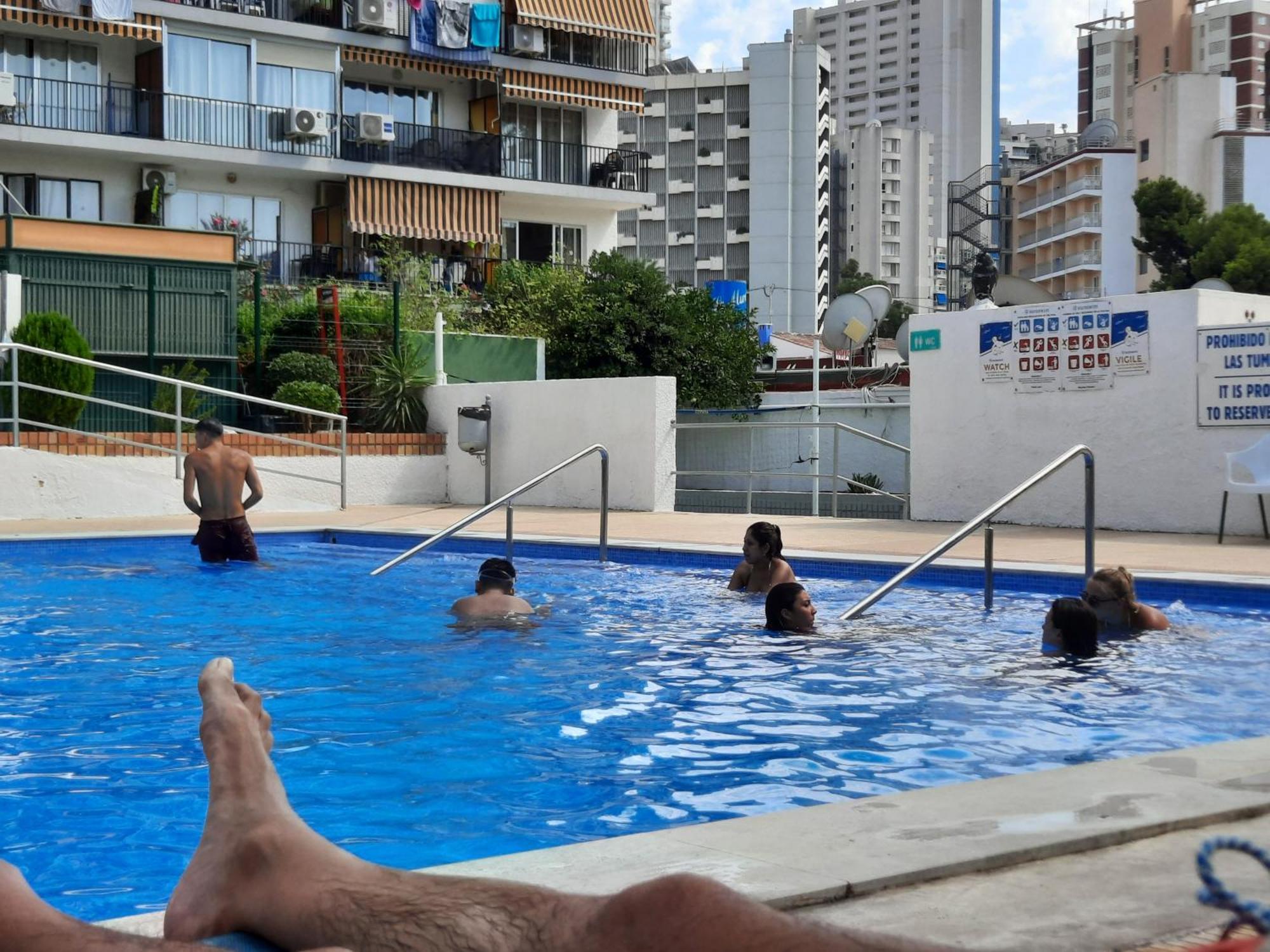 Appartement Happy Loix Wifi Aa Garage Pool à Benidorm Extérieur photo