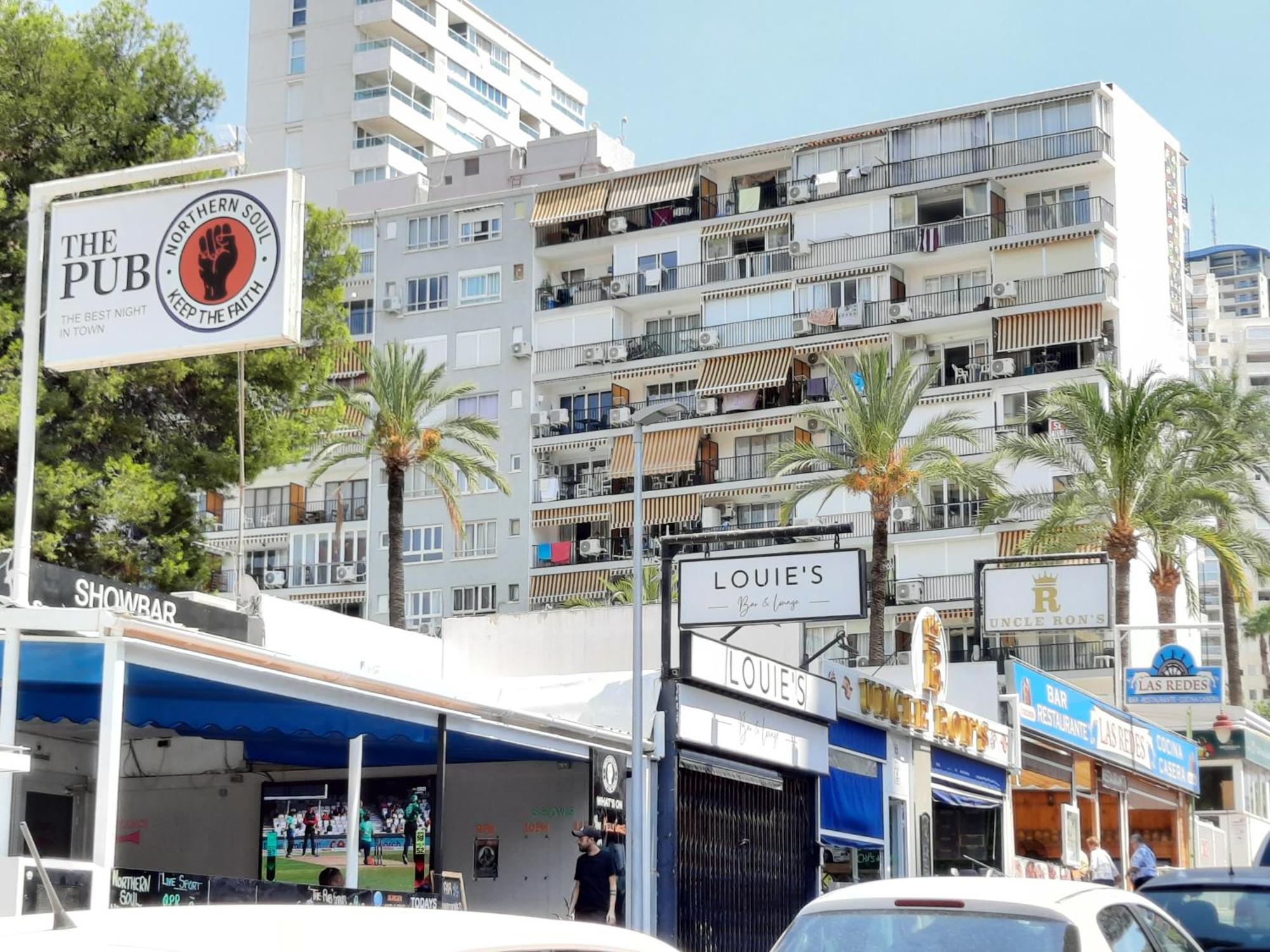 Appartement Happy Loix Wifi Aa Garage Pool à Benidorm Extérieur photo